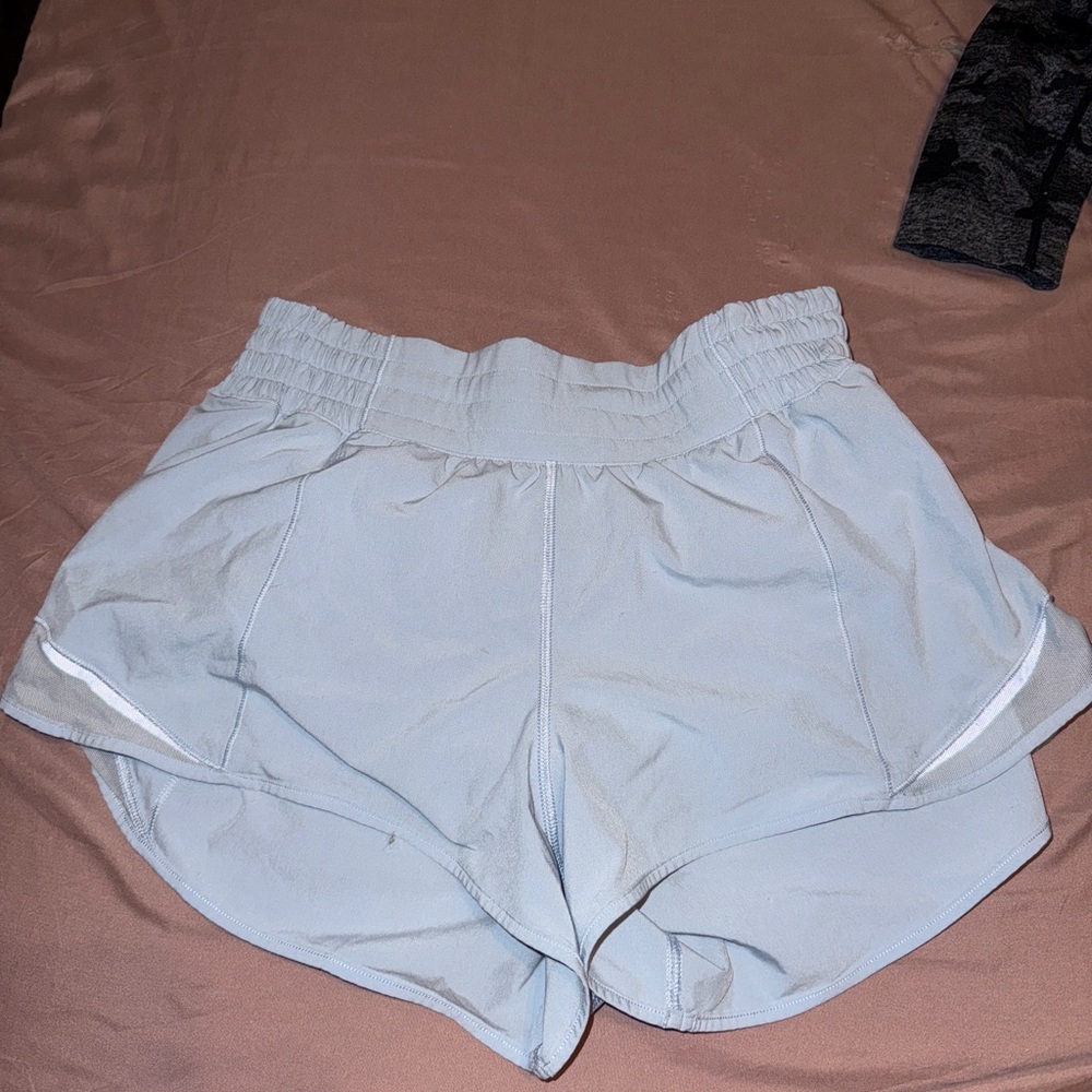 Blue Lulu hotty hots 2.5 inch size 4